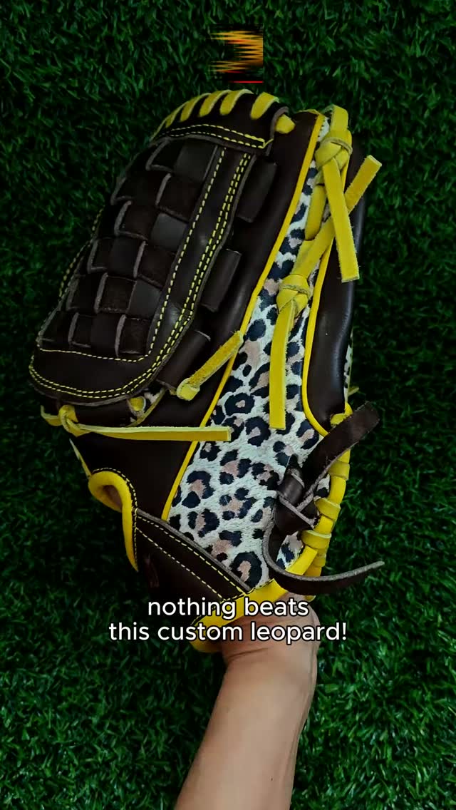 Nothing beats the Leopard texture!DeOro Sports
Custom yours now at deorosports.com#deorosports #customgloves #baseball #softball #fyp