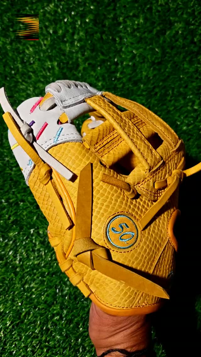 It’s all in the details. From the precision embroidery to the durable lacing, this custom build is pure quality from wrist to web. 🔍🔥DeOro Sports
Custom yours now at deorosports.com#deorosports #customgloves #baseball #softball #fastpitch