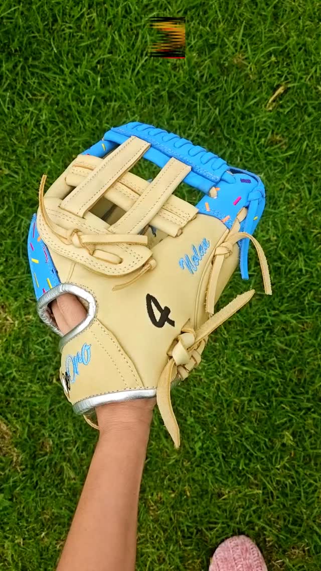 Bringing a double scoop of style to the diamond today. 🍦⚾️#deorosports #customgloves #baseball #softball #fyp