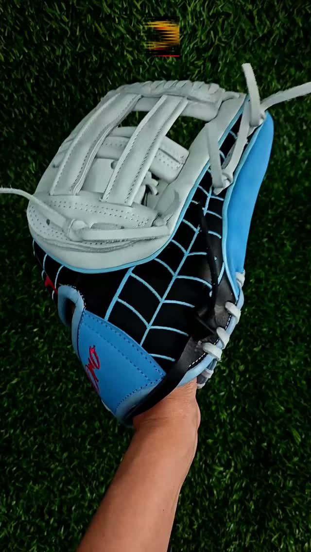 These Custom Spider Gloves are getting popular!DeOro Sports
Custom yours now at deorosports.com#deorosports #customgloves #baseball #softball #fyp