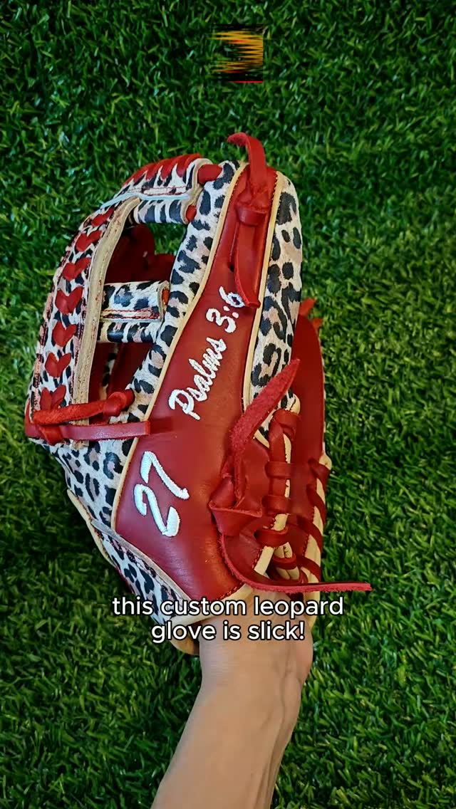 This custom leopard glove is absolute heat! 🔥🐆 Stand out on every single play.DeOro SportsCustom yours now at deorosports.com#deorosports #customgloves #baseball #softball #fyp