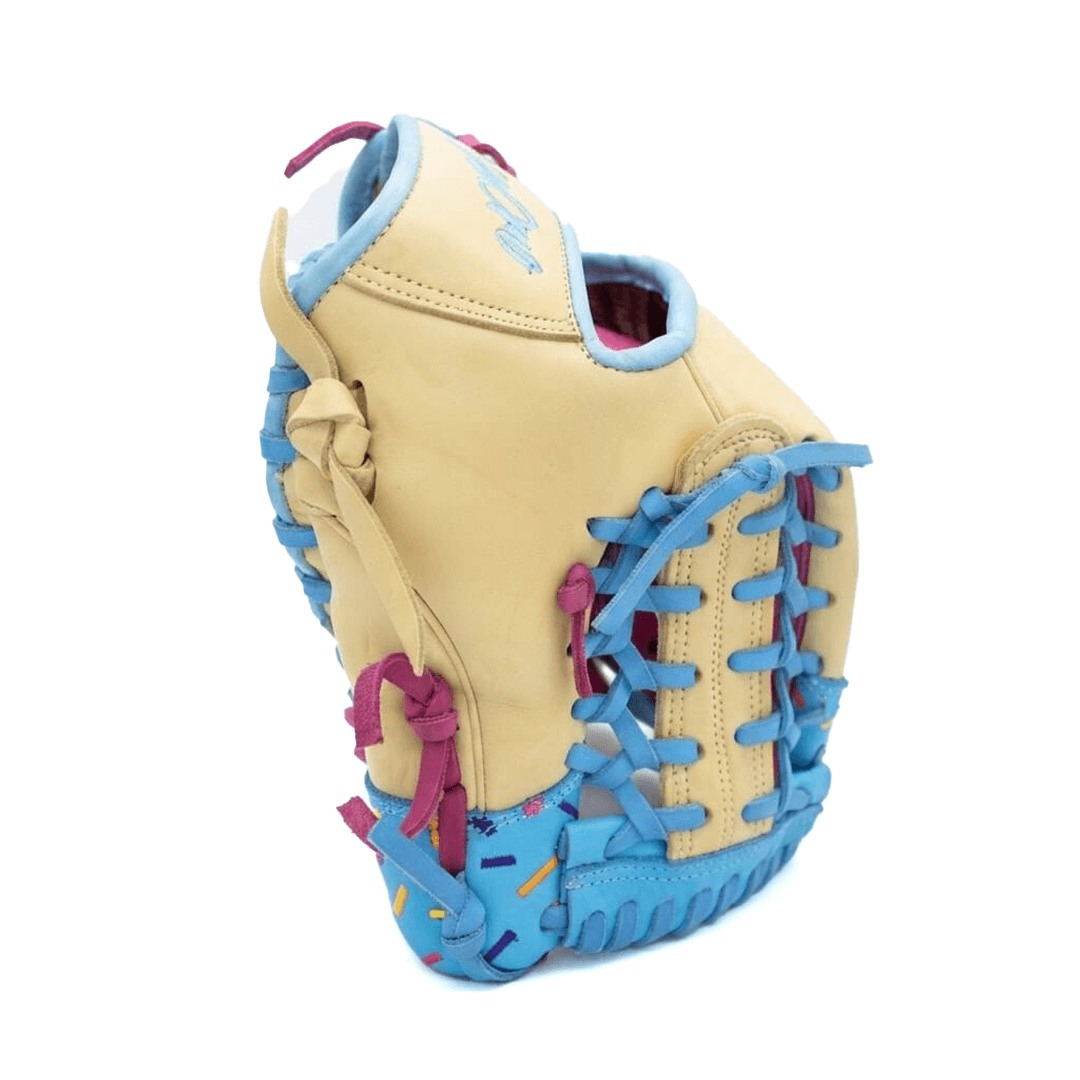 ICE CREAM-BLOND-BLUE-PINK-11-75-RIGHT HAND